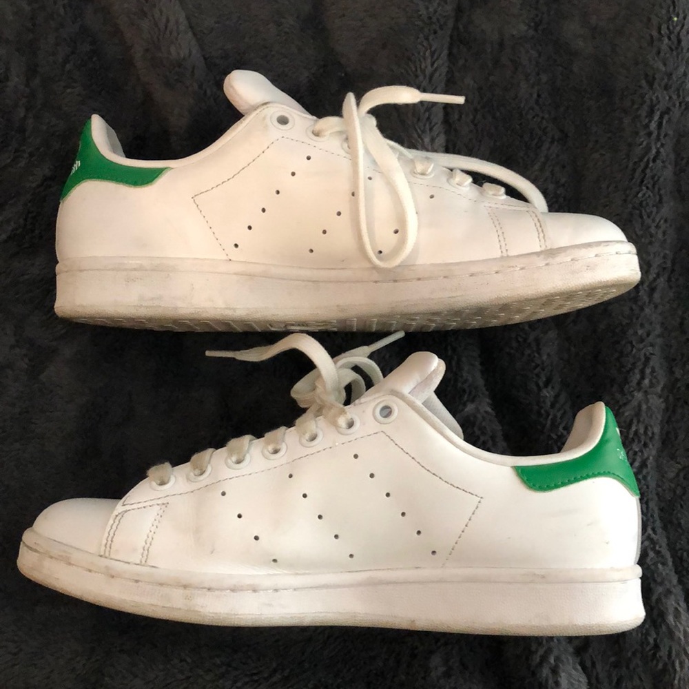 Adidas Stan Smiths View 2